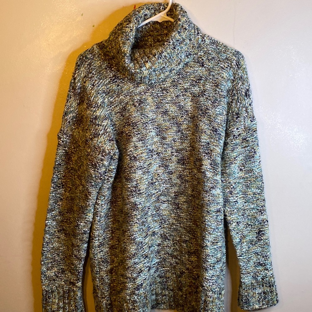 WindIRiver sweater